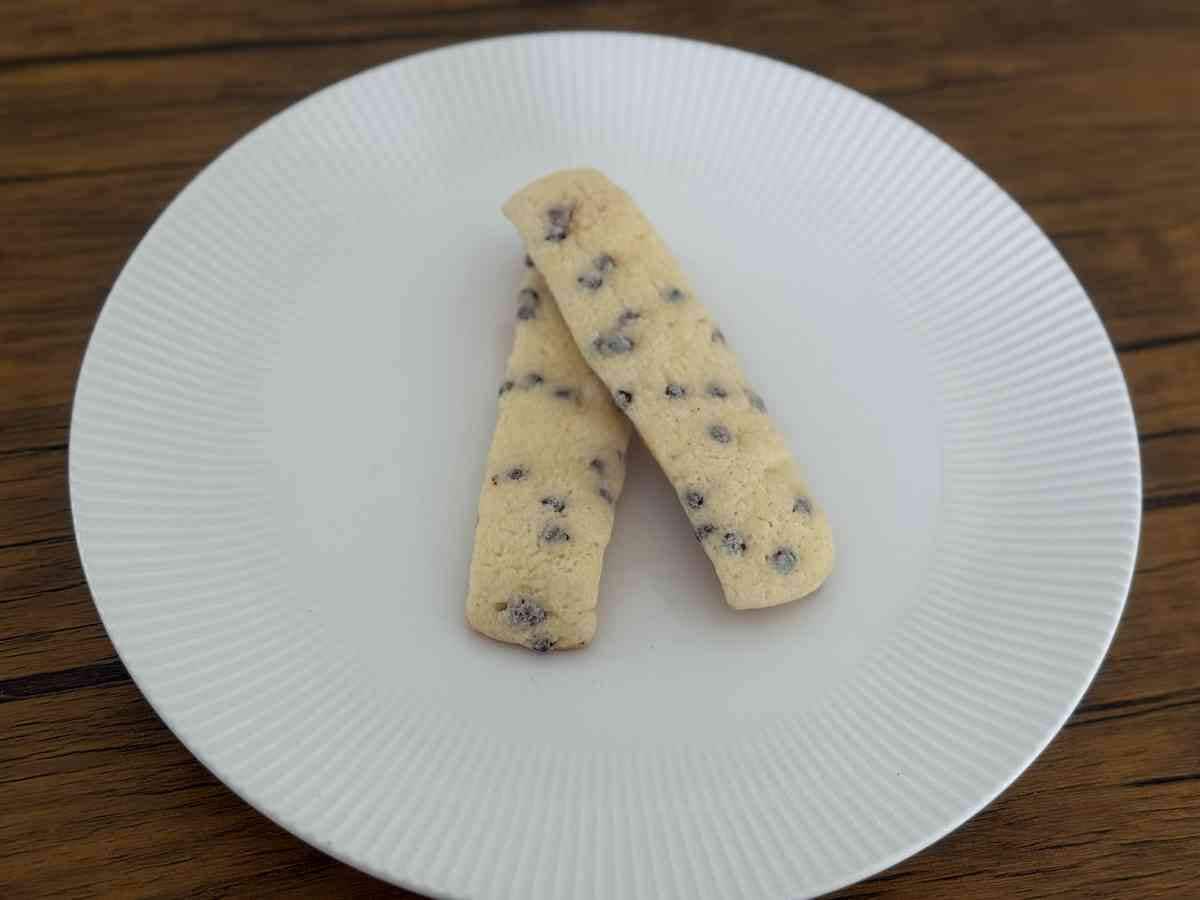 セブンイレブンの「スティック メロンパン 6本入」